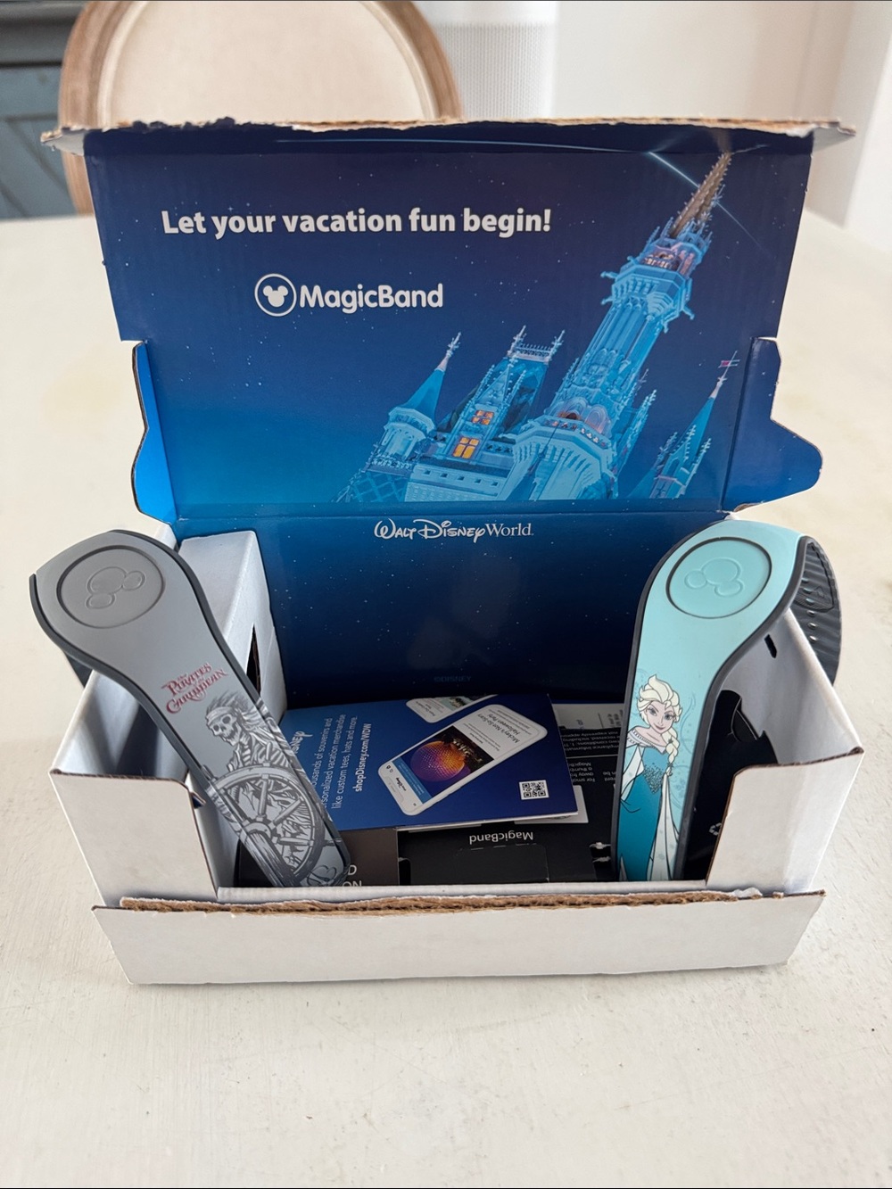 Disney MagicBand Pair – new never used
